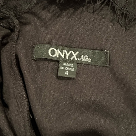 ÓNIX NITE  romantic black lace dress 3/4 sleeves size 4 - Picture 6 of 6